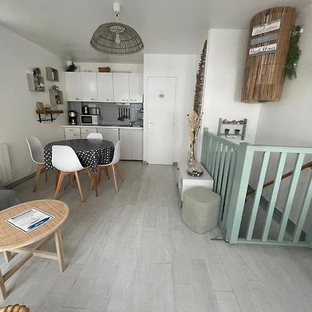 Houlgate Souplex 50M Plage Et Commerces Екстер'єр фото